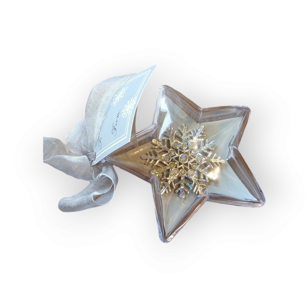 Avon snowflake‎ brooch in ornament package, 🆕 - Picture 5 of 6